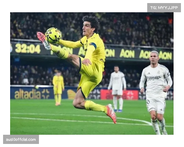 比利亚雷亚尔2-2赫塔菲，莫拉莱斯替补登场后多次制造肋部威胁